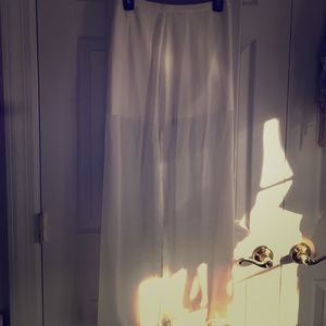 White maxi skirt size 4