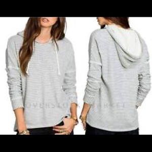 🦄O'Neil Striped Top