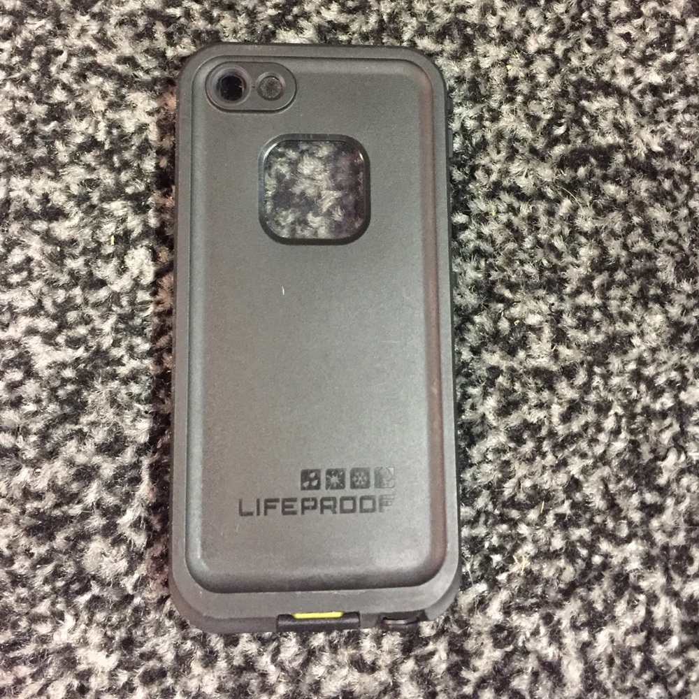 iPhone life proof case 5/5s
