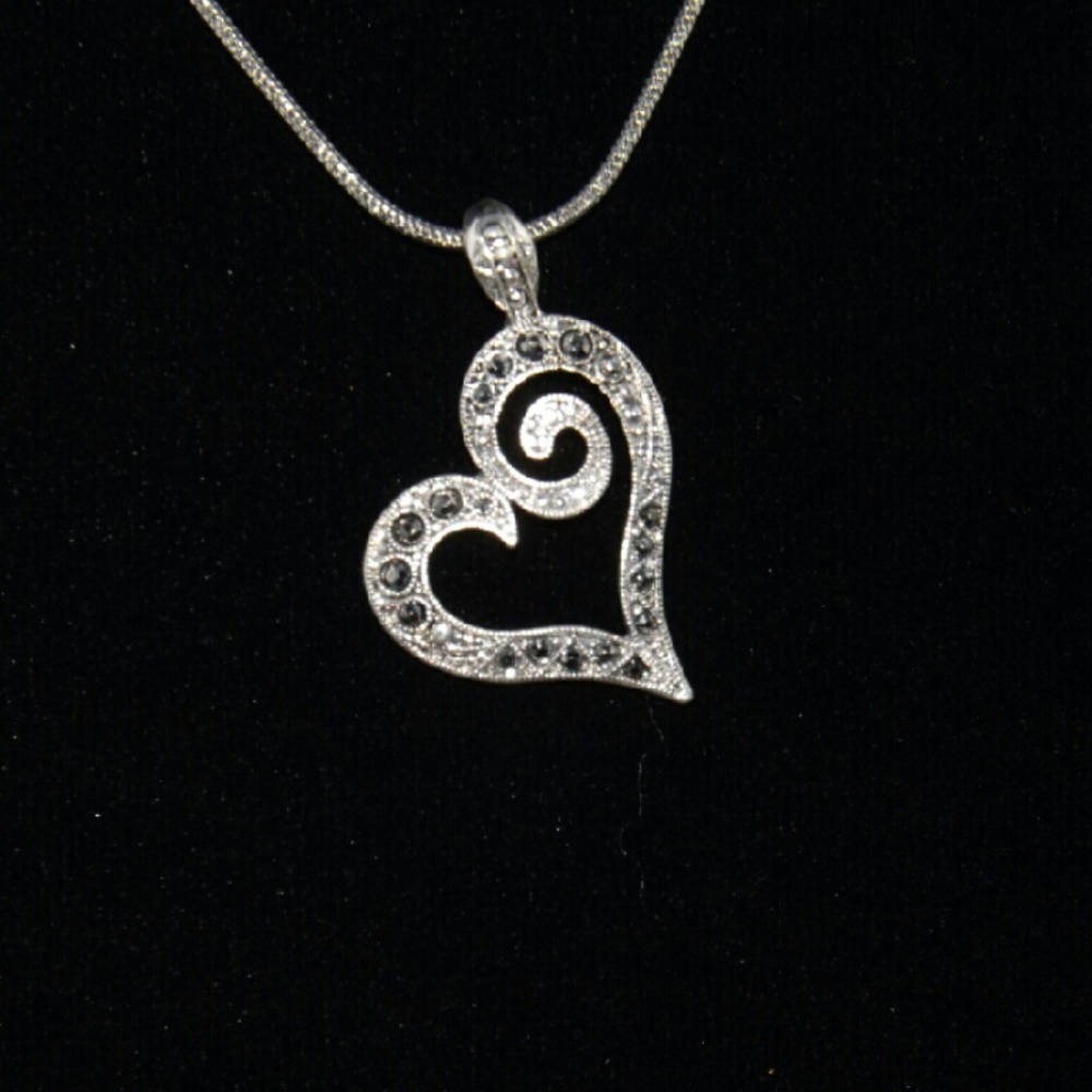 All Heart Necklace Set