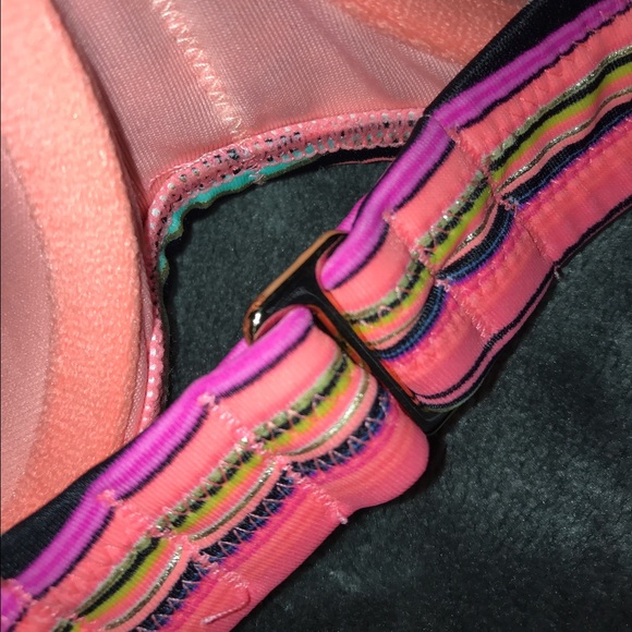 VS stripped bandeau bikini top - Picture 4 of 4