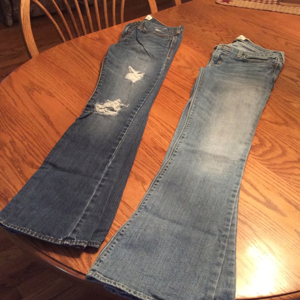 2 pairs of Abercrombie jeans