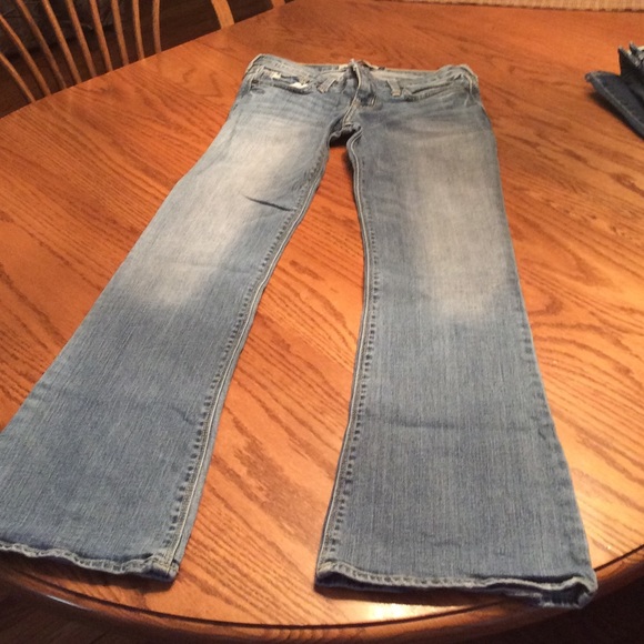 2 pairs of Abercrombie jeans - Picture 3 of 4