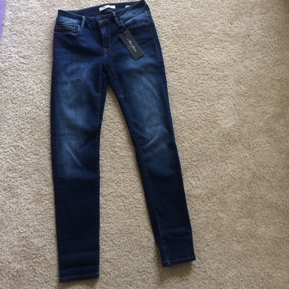 NWT brand new Mavi Adriana mid-rise skinny jeans