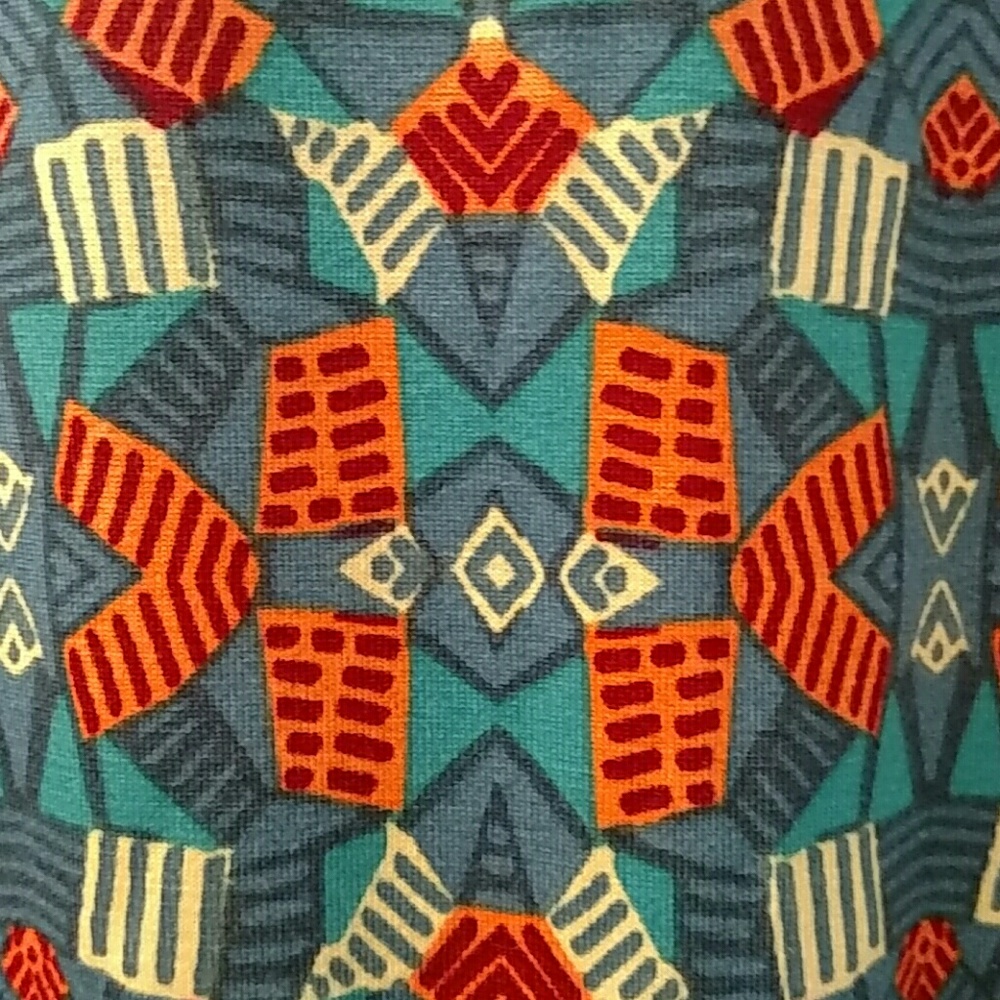 LulaRoe Randy - Picture 2 of 4