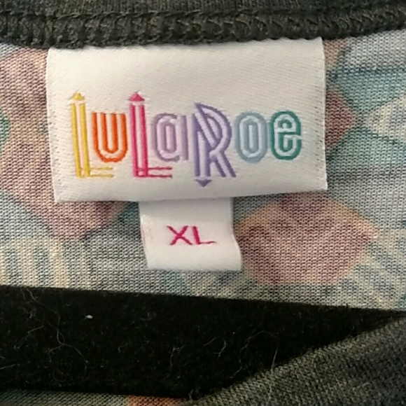 LulaRoe Randy - Picture 3 of 4