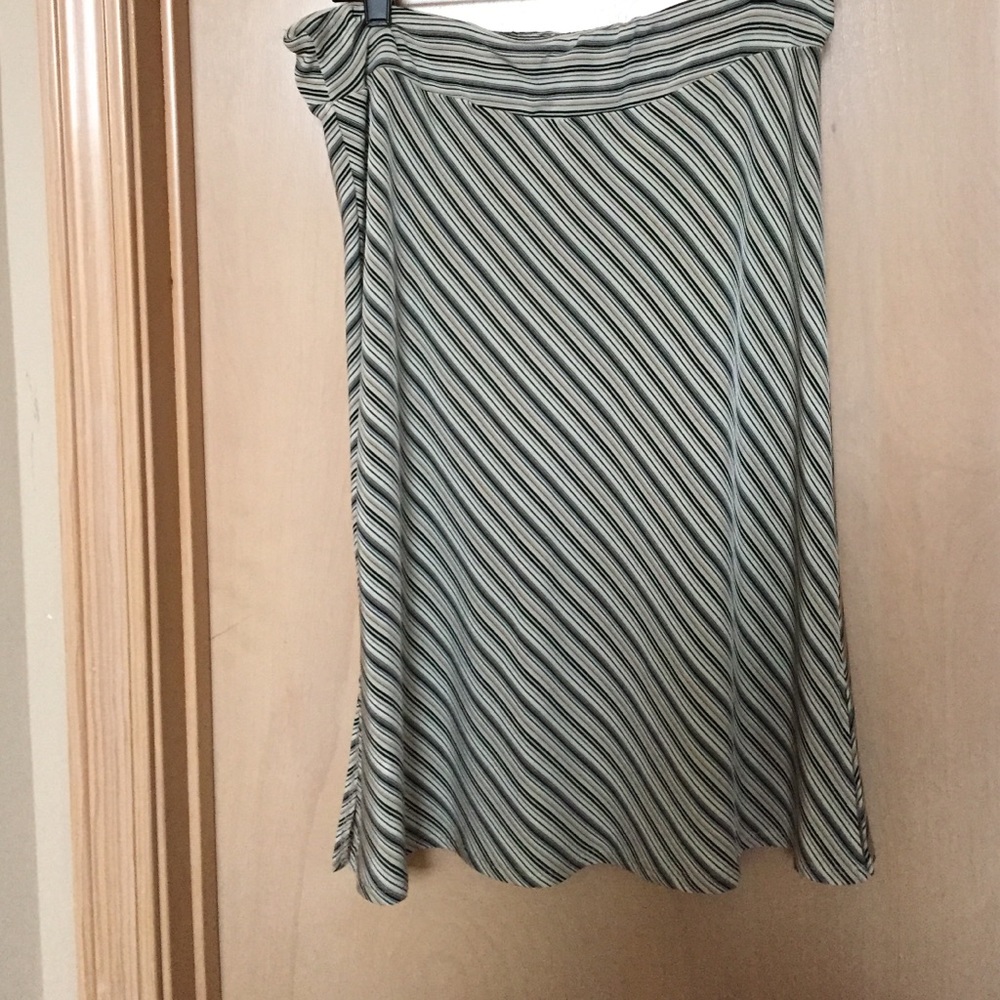 Knee length skirt