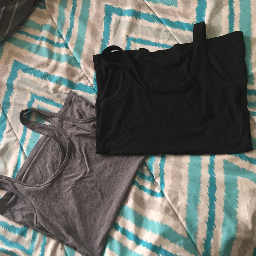 Tank top bundle!