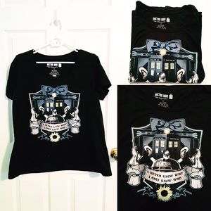 torrid Tops - EUC Doctor Who Graphic Tee torrid Tops - EUC Doctor Who Graphic Tee