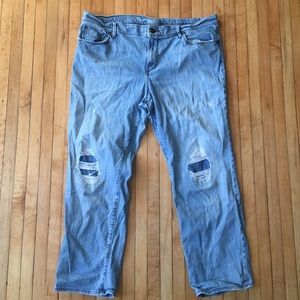 Distressed Boyfriend Jeans