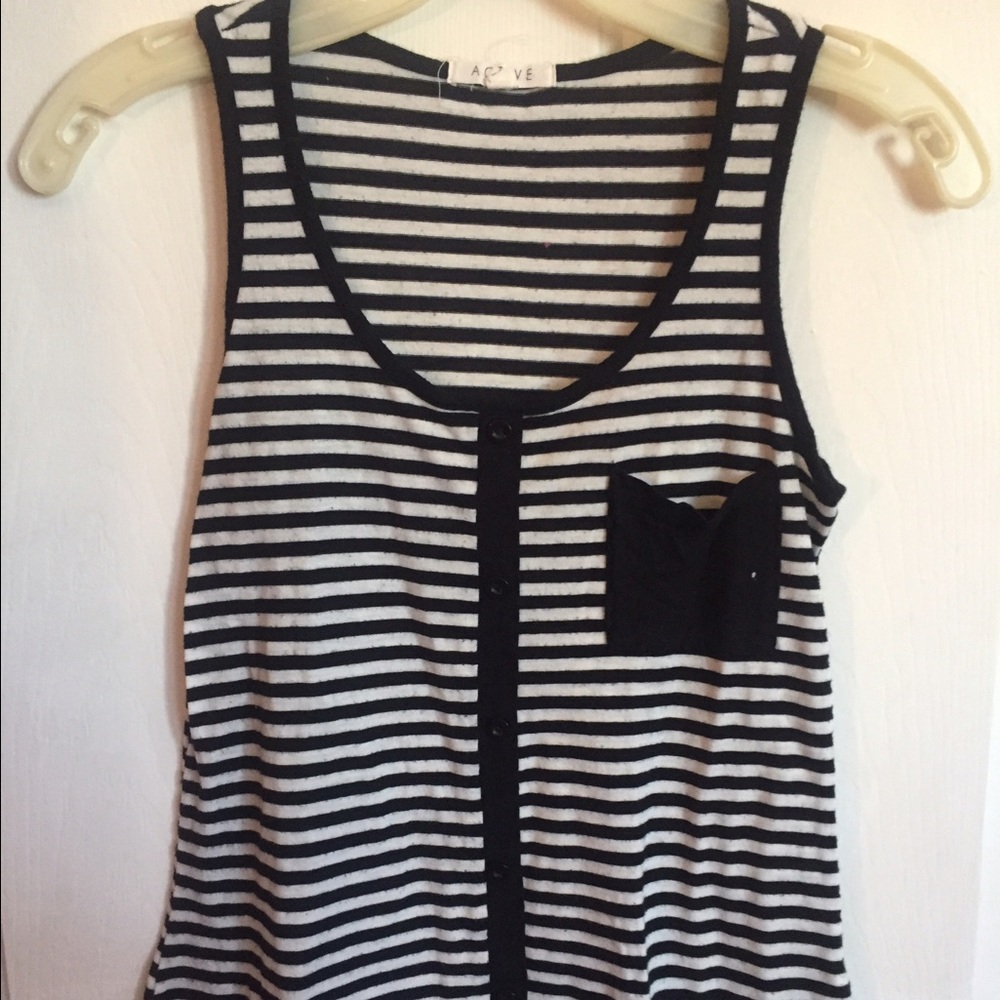 Long Sleeveless Tee
