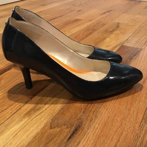 Navy Patent-Leather pumps