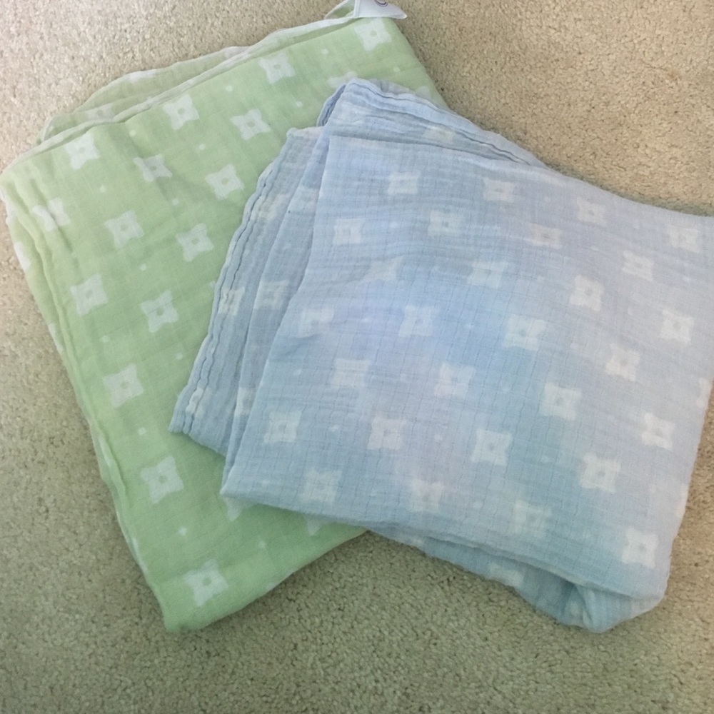 Swaddle blankets