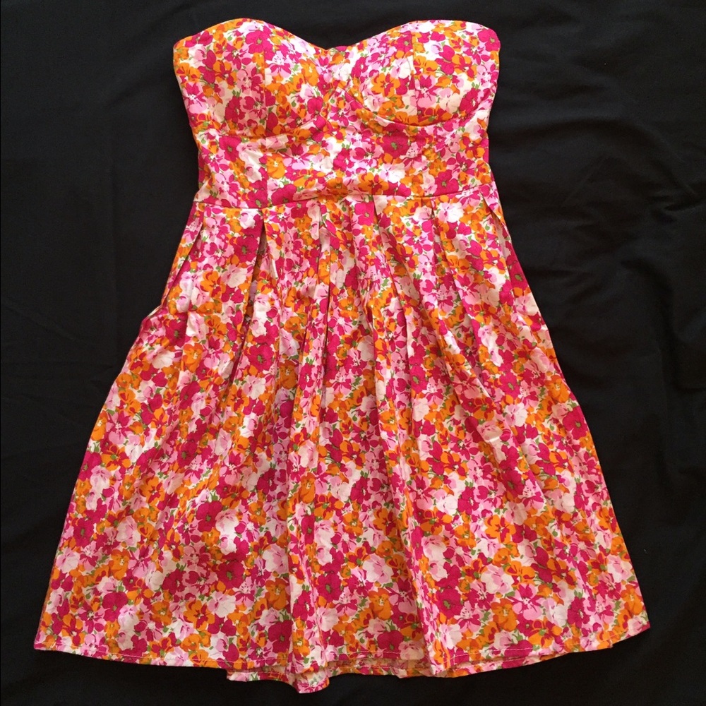 Strapless sundress - NWT