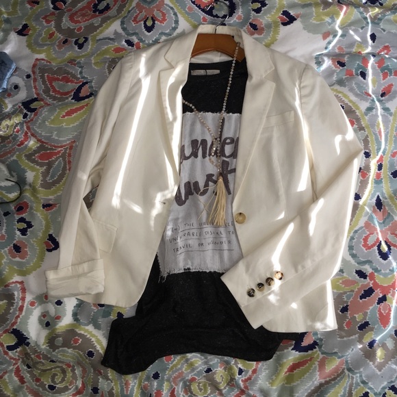 Classic Theory Cream Blazer - Picture 1 of 4