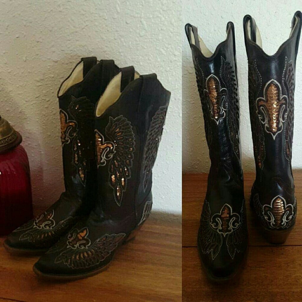 Corral snip toe boots these are a steal 🌵