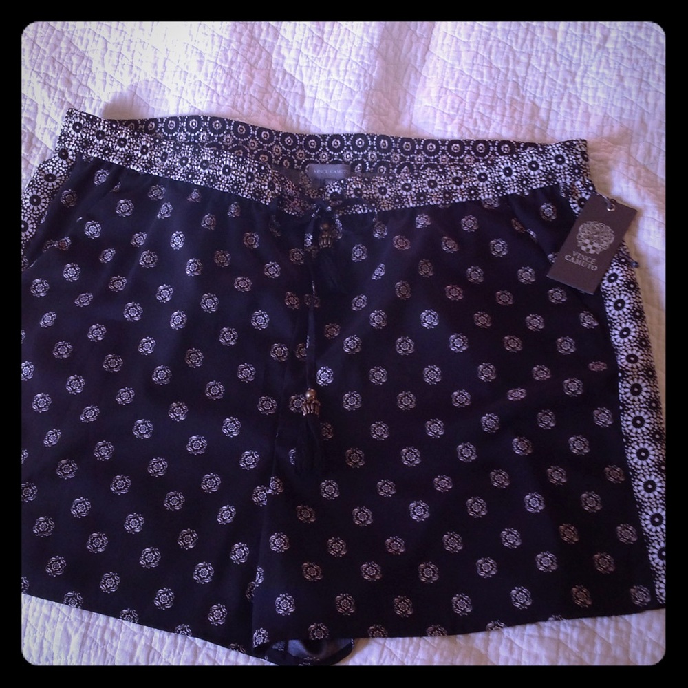 Vince Camuto XL resort shorts