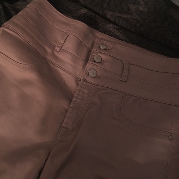 Never worn! - Picture 2 of 2