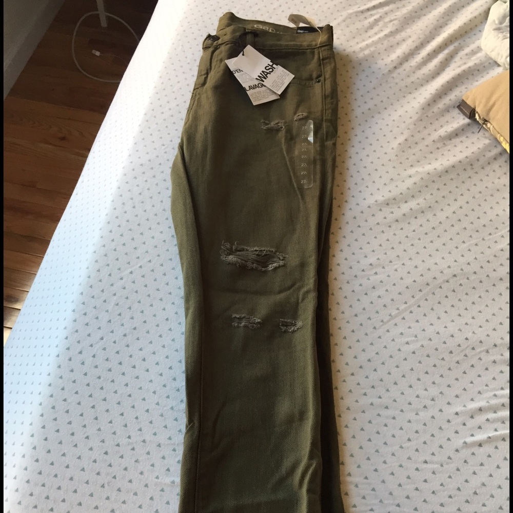 Gap army green girlfriend jeans
