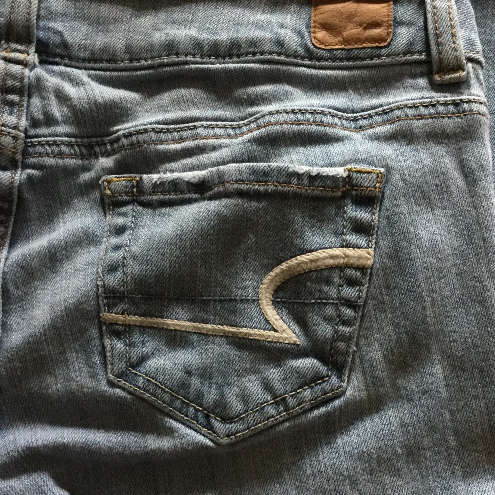 American eagle light blue jeans size 4
