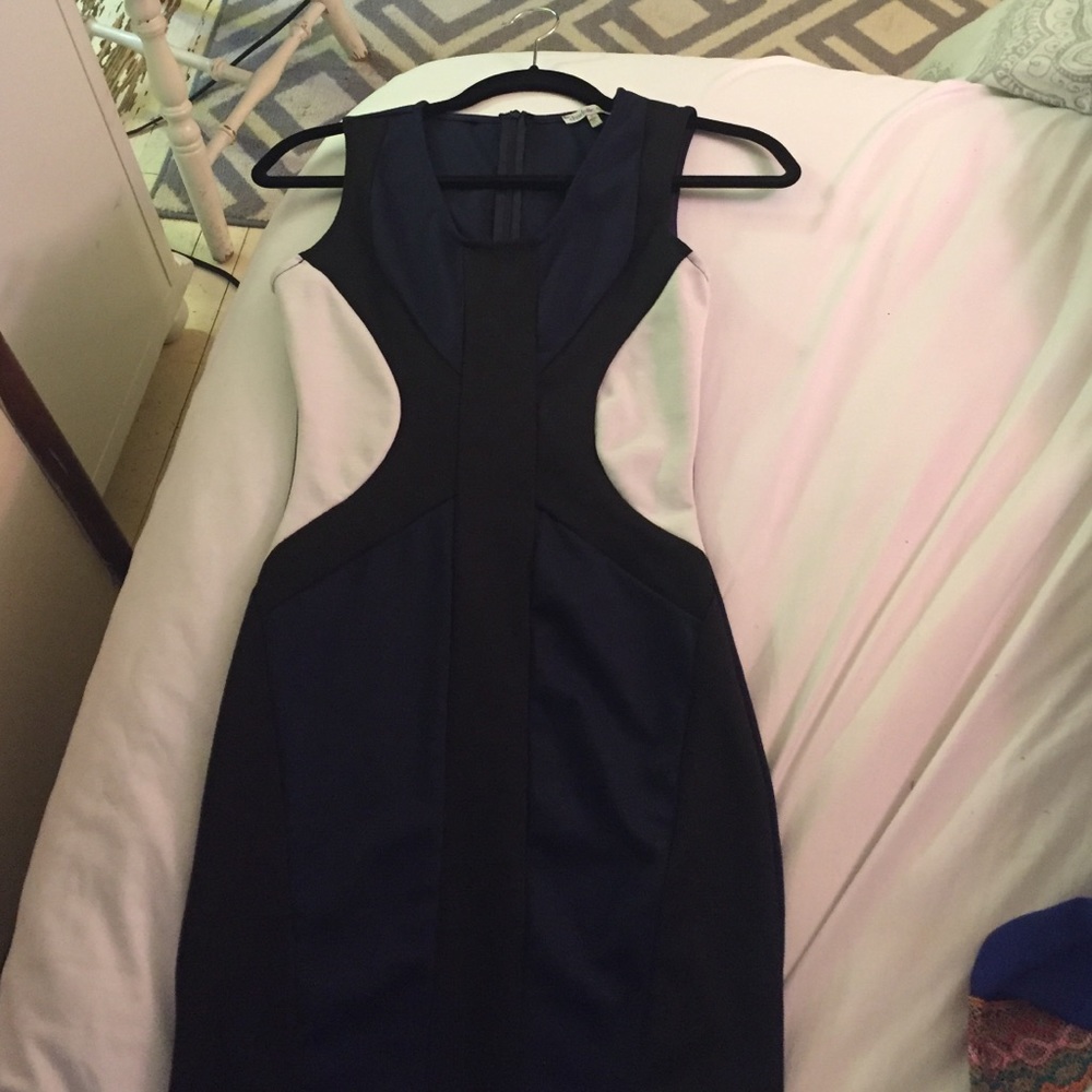 Tight dress, black navy and white