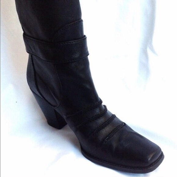 Genuine Soft Supple Black Leather Boots - Picture 3 of 5