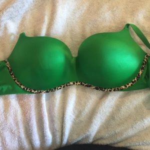 Victoria's Secrets balconet bra