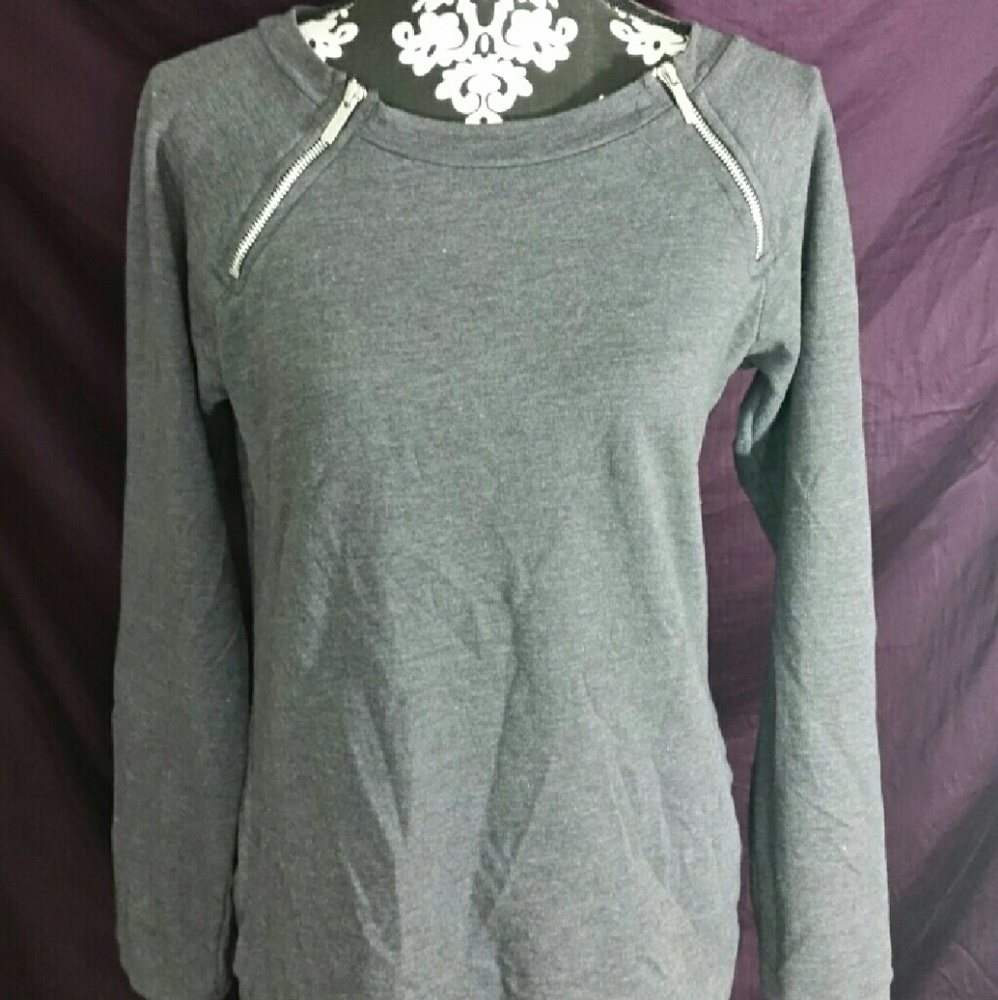 Tresics zipper tee