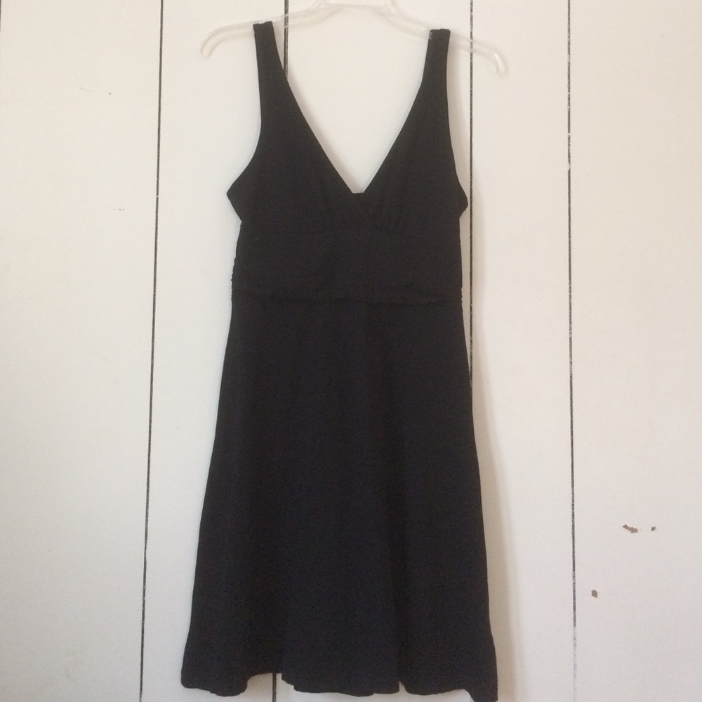 knee length black dress