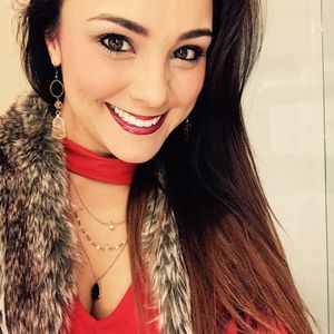 Meet your Posher, Lauren