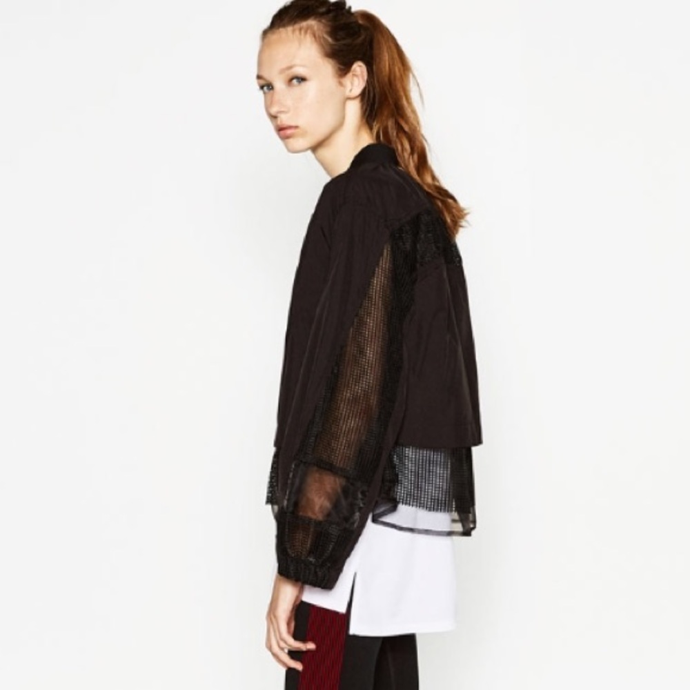 Contrast mesh jacket