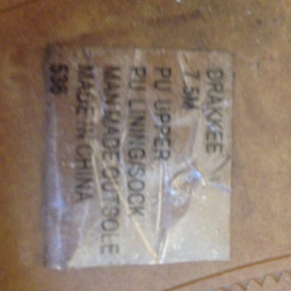Used Steve Madden sandals - Picture 2 of 4