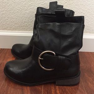 Brand New Black Steve Madden Buckle Boots -Size 6M
