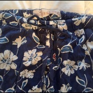 Cute Hollister Tropical Print Flannel Pj bottoms