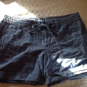 Old Navy Size 12 Chambray shorts
