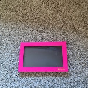 Z-pallete makeup magnetized holder