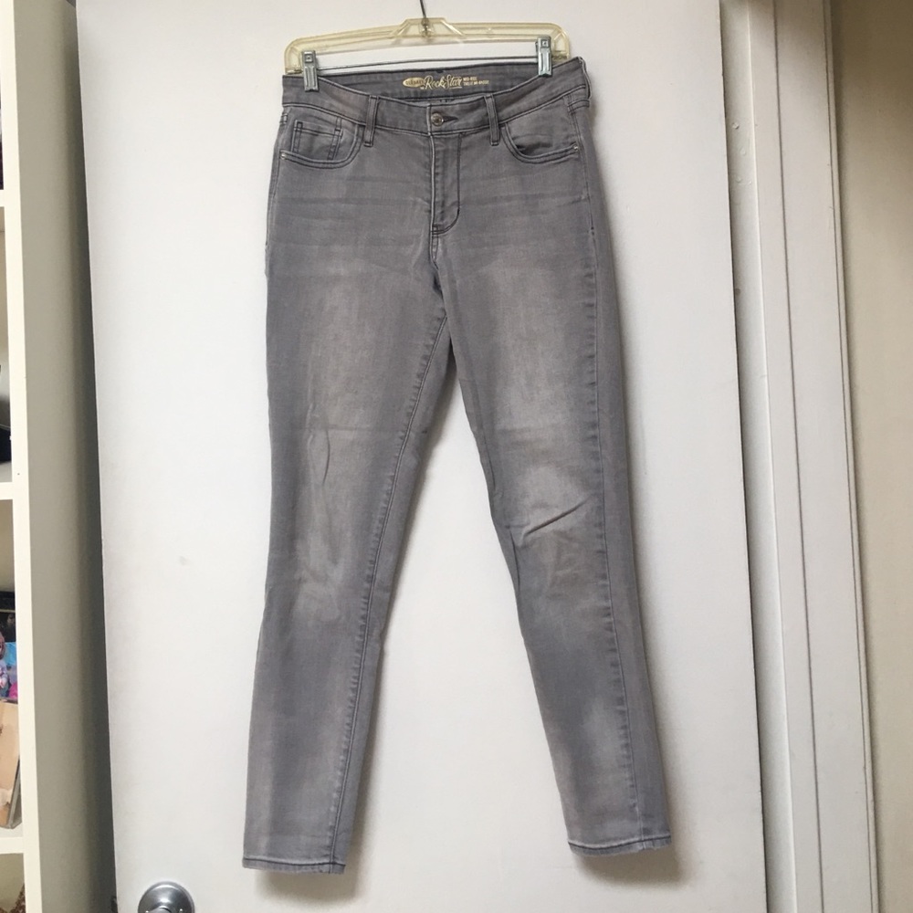 Old Navy "rockstar" mid-rise jeans in gray size 10