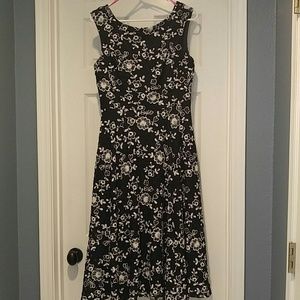 Betsy Johnson sleeveless dress