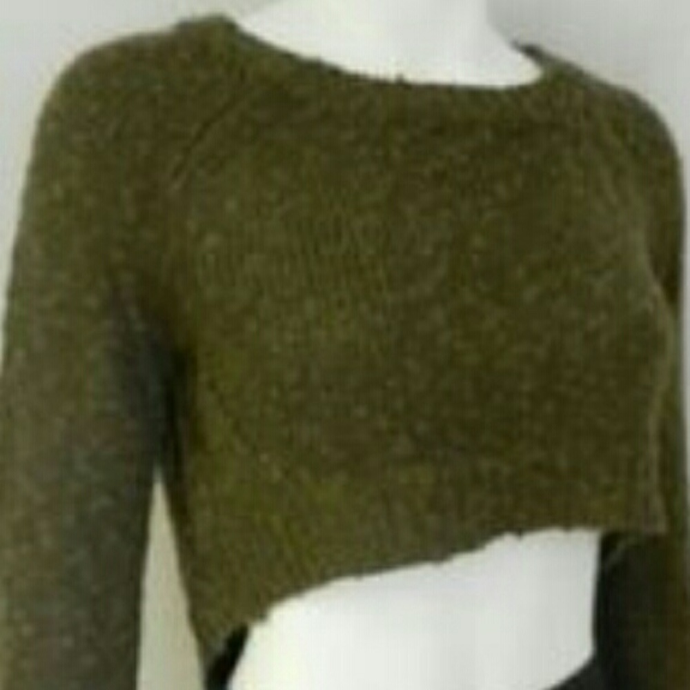 LF olive green crop top size s