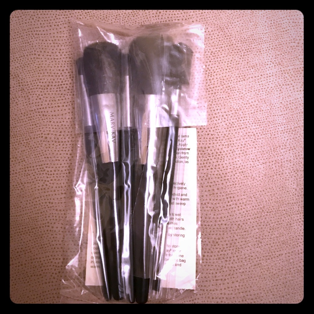 Mary Kay Make Up Brush Set