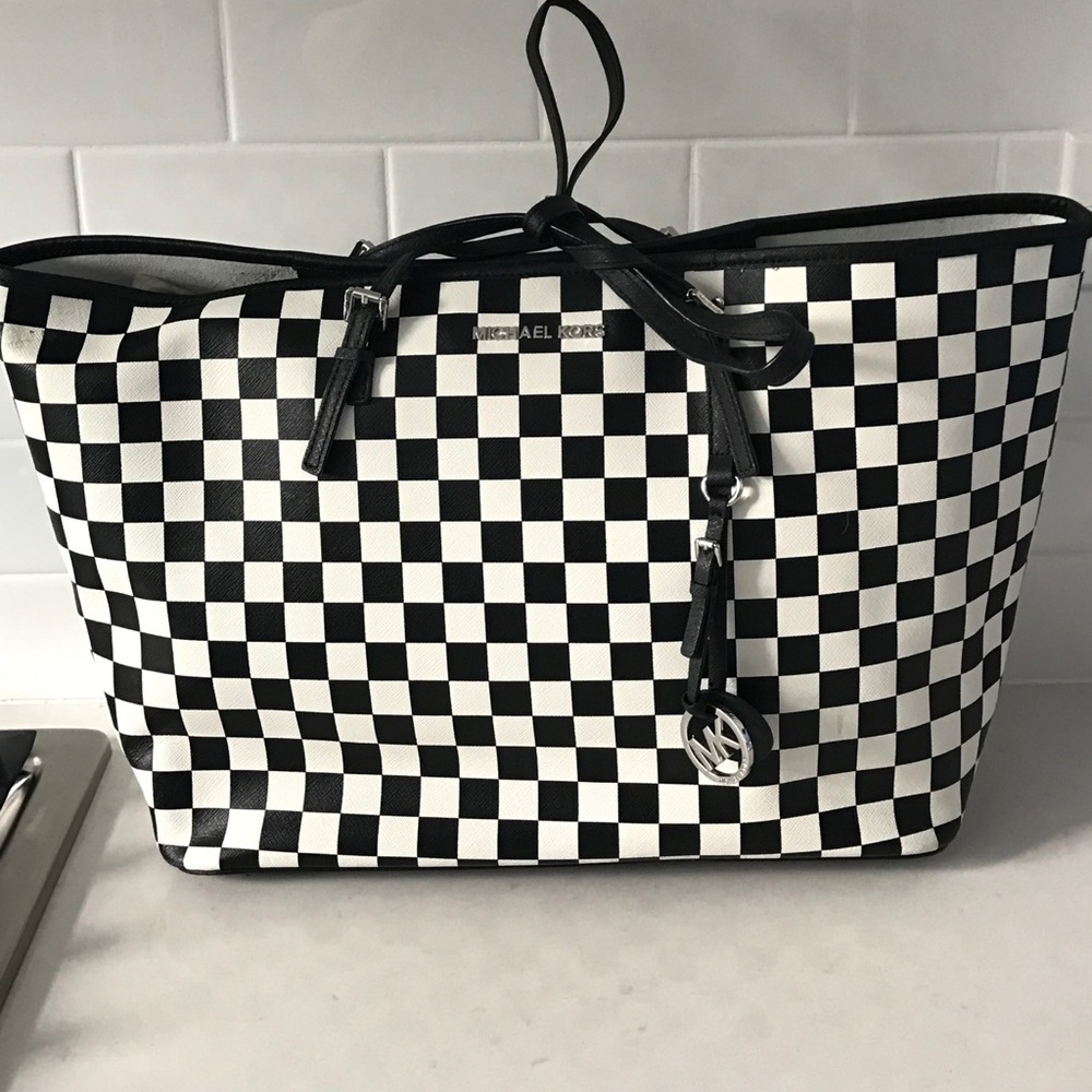 Michael Kors large leather Tote. Superb condition