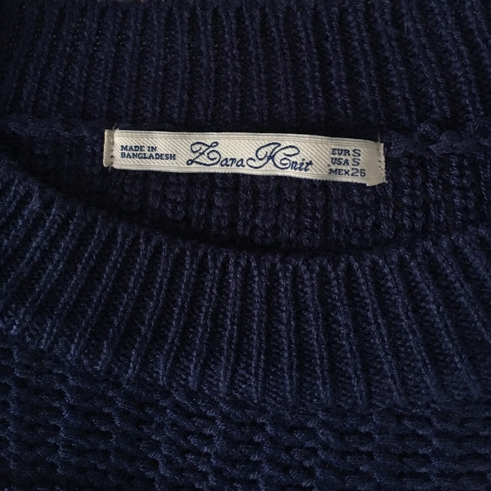 Cropped sweater - Picture 3 of 4