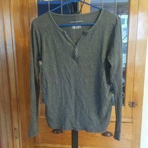 Liz Lange thermal maternity shirt