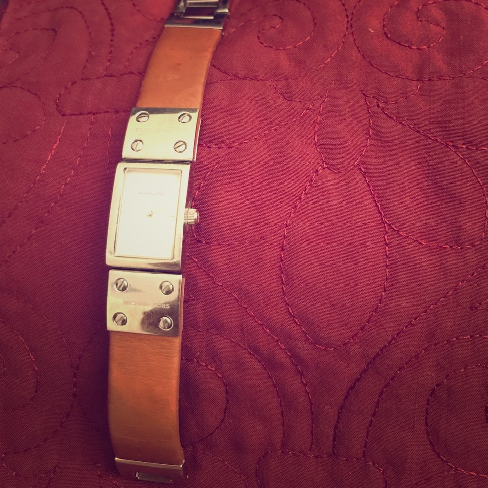 Mk watch