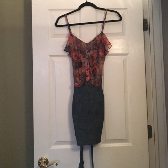 Dress - Picture 2 of 3