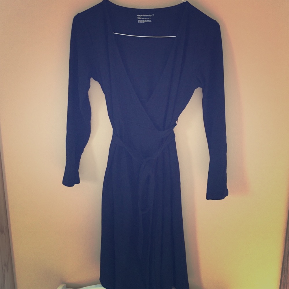 Gap wrap maternity dress