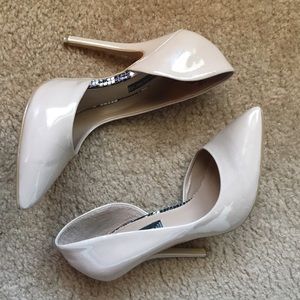 Steve Madden patent leather nude heels