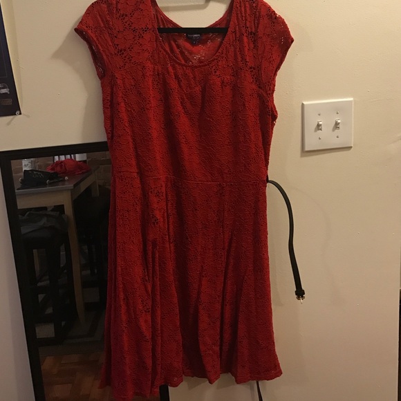 Red crochet dress - Picture 1 of 2