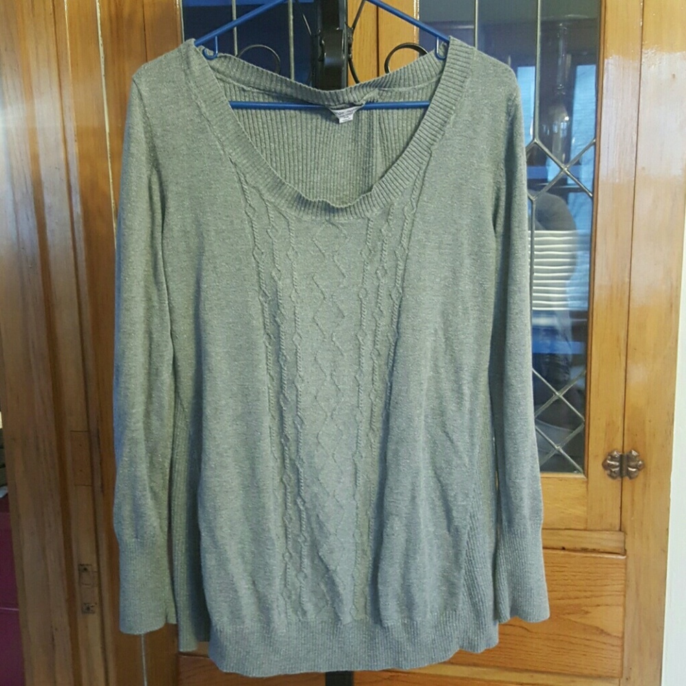 Cable Liz Lange maternity sweater