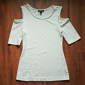 Express Top w/ Cut-out Shoulders